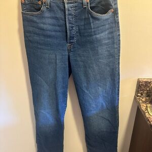 Levi’s Ribcage Jeans